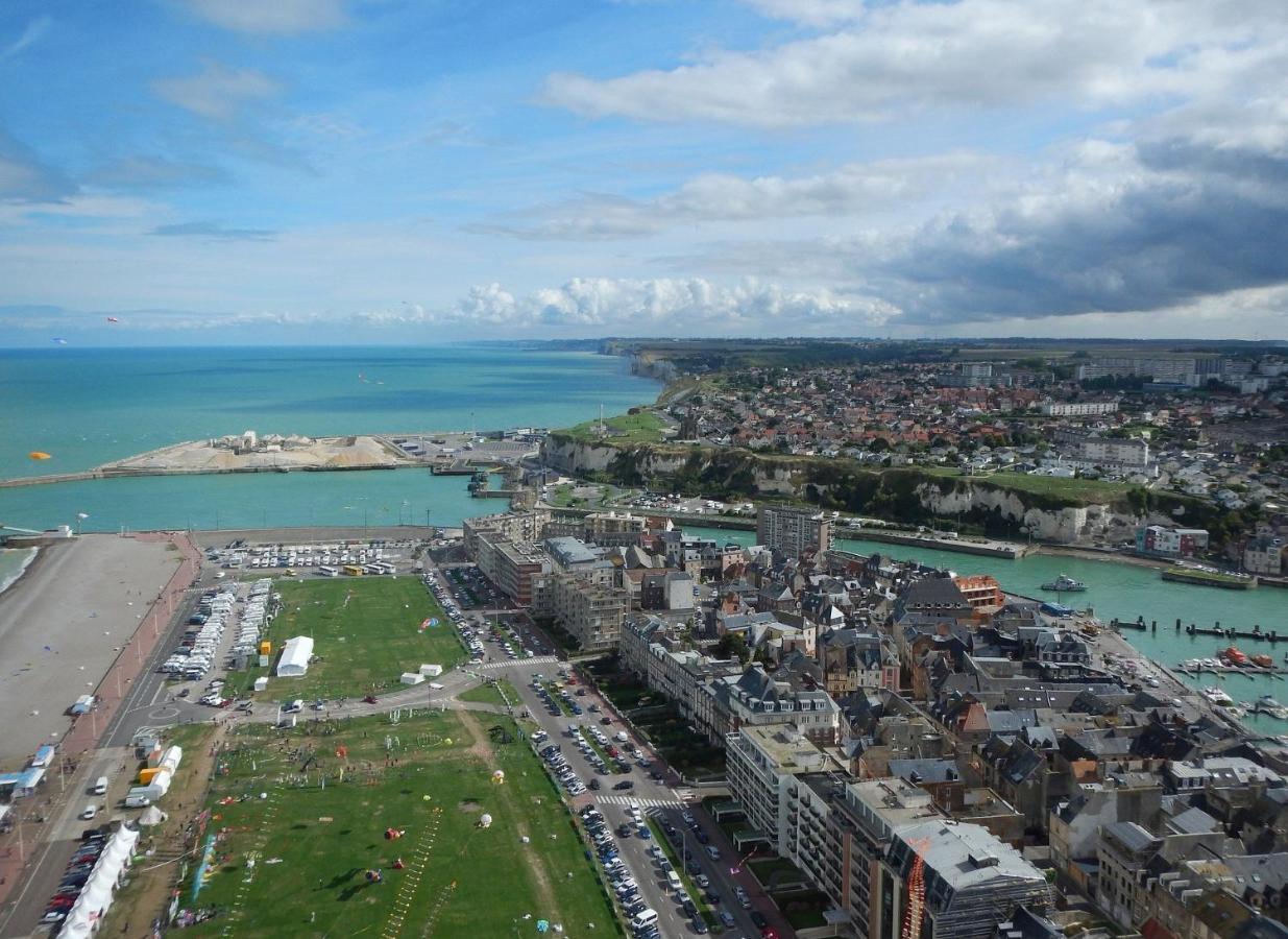L'Horizon Bleu - Vue Panoramique & Proche Plage - Espace & Confort Dieppe Exterior foto